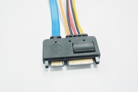 111026122 SATA 22P(板端) ／ SATA15P7P(線端) 1米