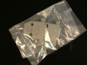 COND9C 9P D接頭保護蓋.ROHS