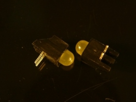 DL5YA LER 5MM 黃色加套