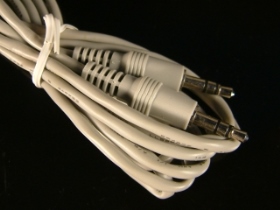 FBJR9307D 3.5立體耳機插頭對3.5立體耳機插頭線 15尺