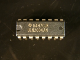 IC2004TIG ULN2004AN TI