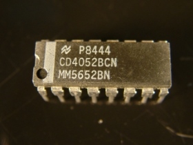 IC4052NS CD4052BCN NS