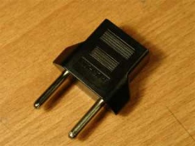 JK577A 110V變220V插頭扁腳變丸腳