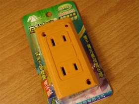 JK666E 二連電源插座78Y-201