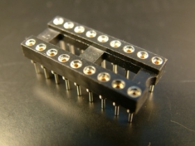 SKT18P8R 18P圓孔短腳腳座