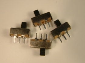 SW8812B 3P滑動PCB鐵180度SS-12F147-G4