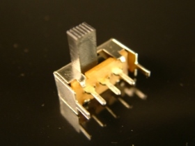 SW881PCA 3P滑動SWPCB90度 SK12E14G7