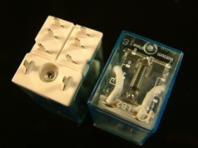 SWREL2P24J 繼電器RELAY LB2-24DP 12A 24V