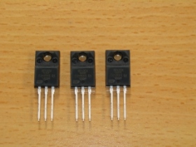 TRBT137 TRIAC BT137X-600F