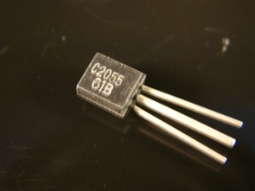 TRC2055 2SC2055