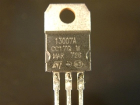 TRMJE13007 MJE13007 ST TO-220