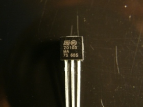 TRZ0103 TRIAC Z0103MA 1A600V