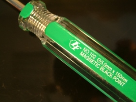 YN-102150B LT 102 一字起子 150mm黑頭
