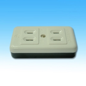 2075 二孔電源座