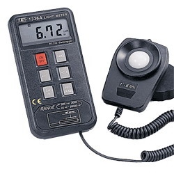 TES-1336A 數位式照度計
