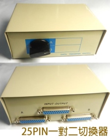 DA-1 25PIN 手動旋鈕式一對二切換器