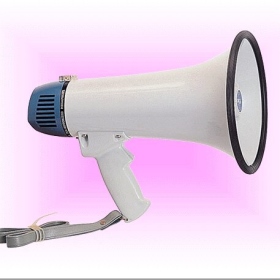 AHM-650 喊話器